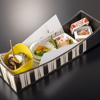 粋を極めた、本物の活蟹会席の味わえる名店