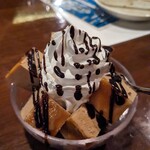たこの助 - キャラメルアイスケーキ 400円