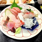 Washoku Dokoro Jinam Bou - 刺身定食(ランチ)　￥1200