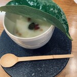 佳肴岡もと - これが一品め　腹暖めてしっかり呑め　と