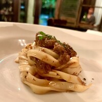 LOVAT - 黒毛和牛ボロネーゼ。フェットチーネに香味野菜の香りを纏ったラグーソースが絡んで美味しい