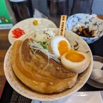 角煮丼屋 くろしろ - 