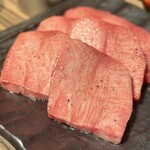 焼肉 ジャンボ - 