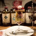 アゾート - アメリカンチェリーのパフェ(2024年6月)