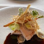 ラ シャンス - お肉料理は低温調理のポーク。マデラソース