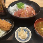 ムスブ田町魚金 - 鰤しらす丼