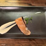 249559815 - 突き出し　サーモンのミキュイ