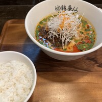 彬龍華 66 - 