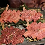 精肉卸問屋直営焼肉店 肉匠牛次郎 - 