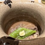 銀座 しのはら - ツキノワグマと万願寺とうがらしのあんかけ