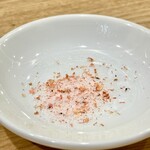 かつぎや - 海老アミを混ぜ込んだ塩が美味い