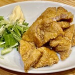 かつぎや - 大定番のお摘み排骨　これはマストです