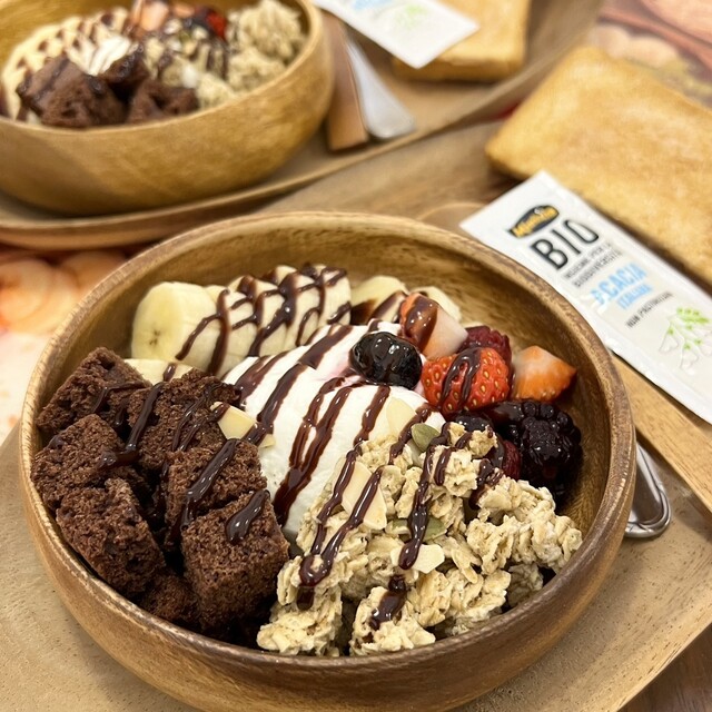 Living Cafe yocco photo 2