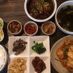 韓国家庭料理 青山 - 