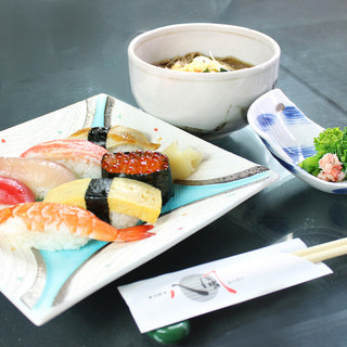 寿司割烹 八風 - 料理写真:握り寿司