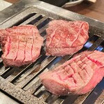 ヒレ肉の宝山 - 