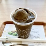 ナナズ グリーンティー キラリナ京王吉祥寺店 - ほうじ茶フロートラテ　M700円