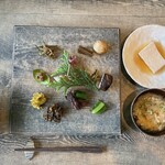 レヴォ - ご飯は棚田米