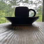 レヴォ - コーヒーと外の景色