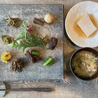 レヴォ - 五箇山豆腐と猪の味噌汁