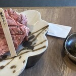 肉匠 暖 - 厚切りタン2枚