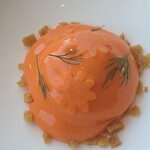 フィリップ・ミル 東京 - アミューズ：人参ムース