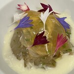 レストランぶどうの森 レ・トネル - 中はヒラメ等