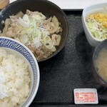 Yoshinoya - ネギ塩豚定食（大盛）688円！