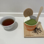 ジャパニーズアイス櫻花 - 三味盛りアイス 小盛(牛乳、宇治抹茶、黒ごま)