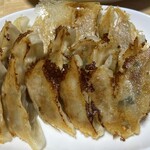 ぎょうざ 宝舞 - 肉旨無限♾️ぎょうざ