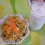 サラダ・ラッシー