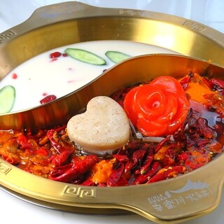 【選べる6種のスープ】中国出身のシェフが作る、本場の味