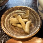 炭火焼和めし処 しんぱち食堂 - カツ丼の漬物❗️