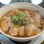 麺処まるわ - 料理写真:肉そば醤油