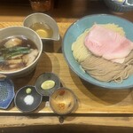 いかれたヌードル フィッシュトンズ - 