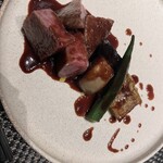 249619118 - 黒毛和牛のサーロインとフォアグラと焼野菜