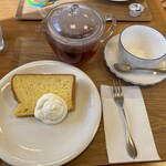 カフェハミングバード - 紅茶とシフォンケーキ♪̊̈♪̆̈