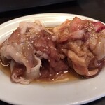 神保町食肉センター - Bセット（ももタレ味・ネックピートロ味噌味）