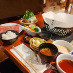 Hidagyuu Ittouya Bakuro Ichidai - 盛り沢山ランチ！お肉100gでじゅうぶんお腹いっぱいでした