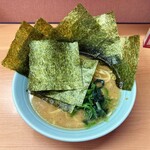 二代目 梅家 - ラーメン800円濃いめ多め。海苔増し80円。