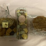 カフェハミングバード - 美味しそうなお菓子も選んできたよ♪̊̈♪̆̈