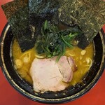 家系総本山 吉村家 - 