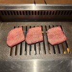 焼肉 ジャンボ - 