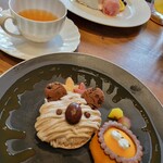CAFE CINNAMON - 