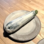 レスピラシオン - ゴルゴンゾーラでマリネしたズッキーニ