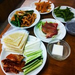 中華街餃子館 - 北京ダックほか