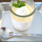 ヒカリノカフェ - 季節のパンナコッタ＠378円