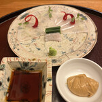 日本料理 太月 - 量少なめコース２５３００円。マコカレイ。噛むほどに旨味がじんわり。あん肝のソースが添えてありますが、それは別に楽しみました笑