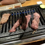 しなもん堂 - 「ハラミ」／和牛の宝箱