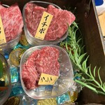 しなもん堂 - 「ランプ」と「イチボ」／和牛の宝箱